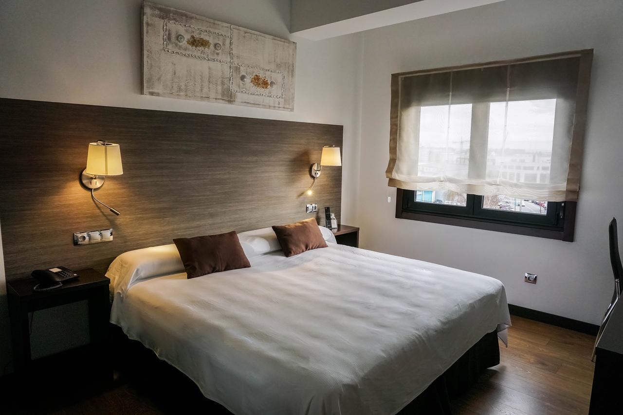Suites Coruna A Coruna Bagian luar foto