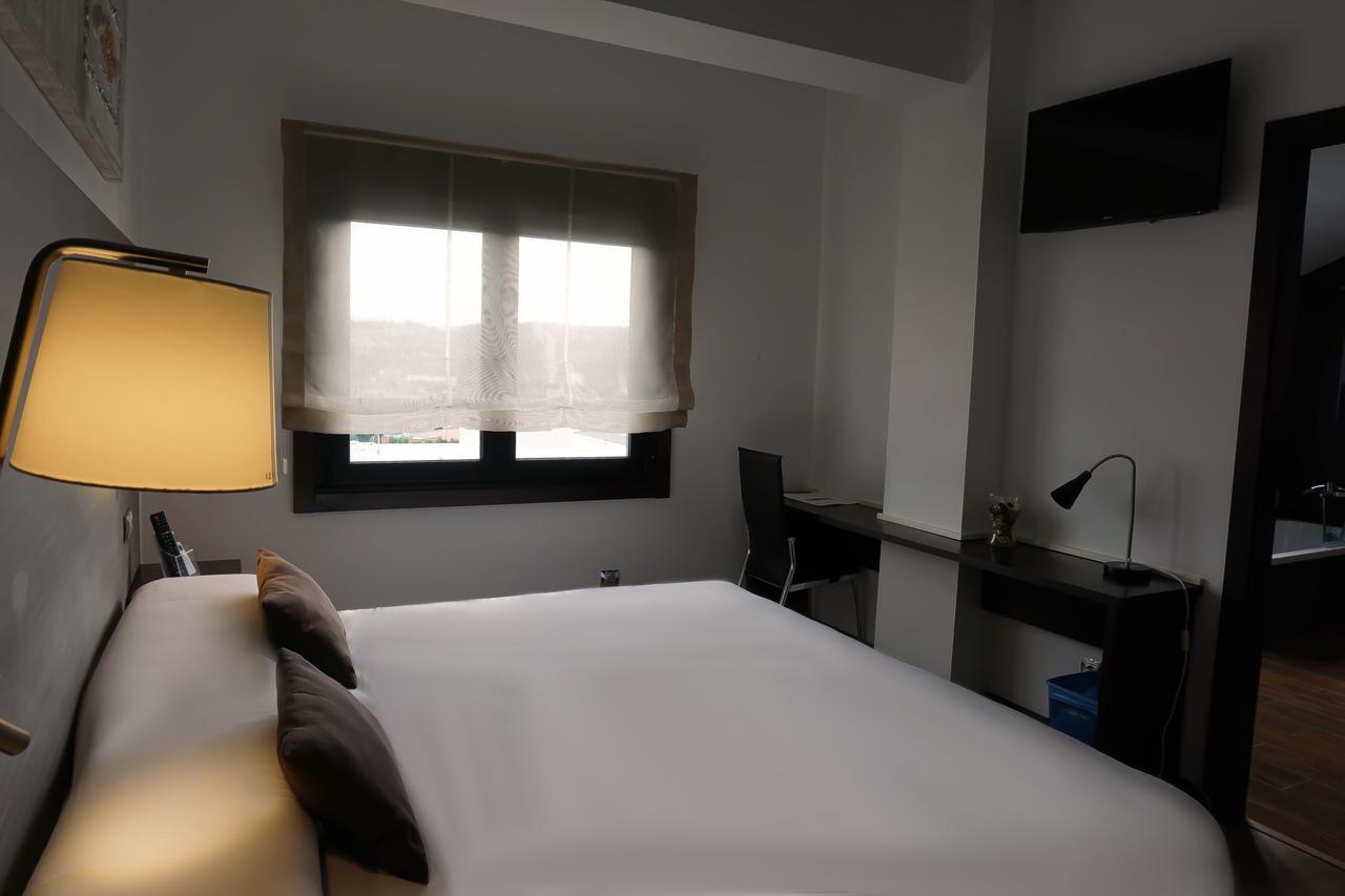 Suites Coruna A Coruna Bagian luar foto