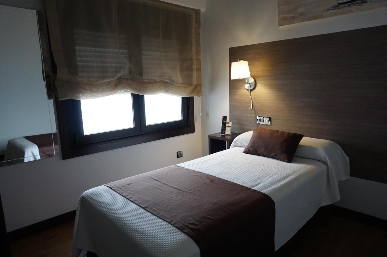 Suites Coruna A Coruna Bagian luar foto